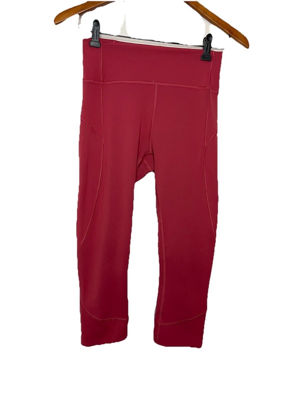 Lululemon Women's 6 rosy Red Crop Leggings activewear workout